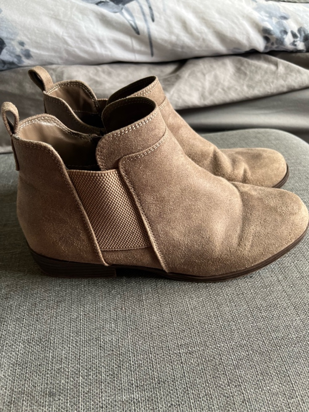 MIA Kids Faux Suede Chelsea Booties in Light Brown